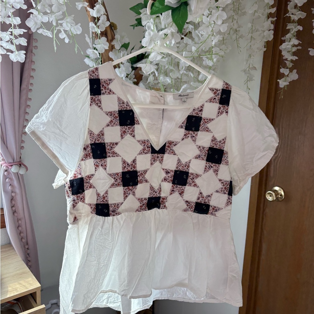 Madewell Flutter - Sleeve Peplum Top in Patchwork Quilted Patterned Blouse - Picture 6 of 11